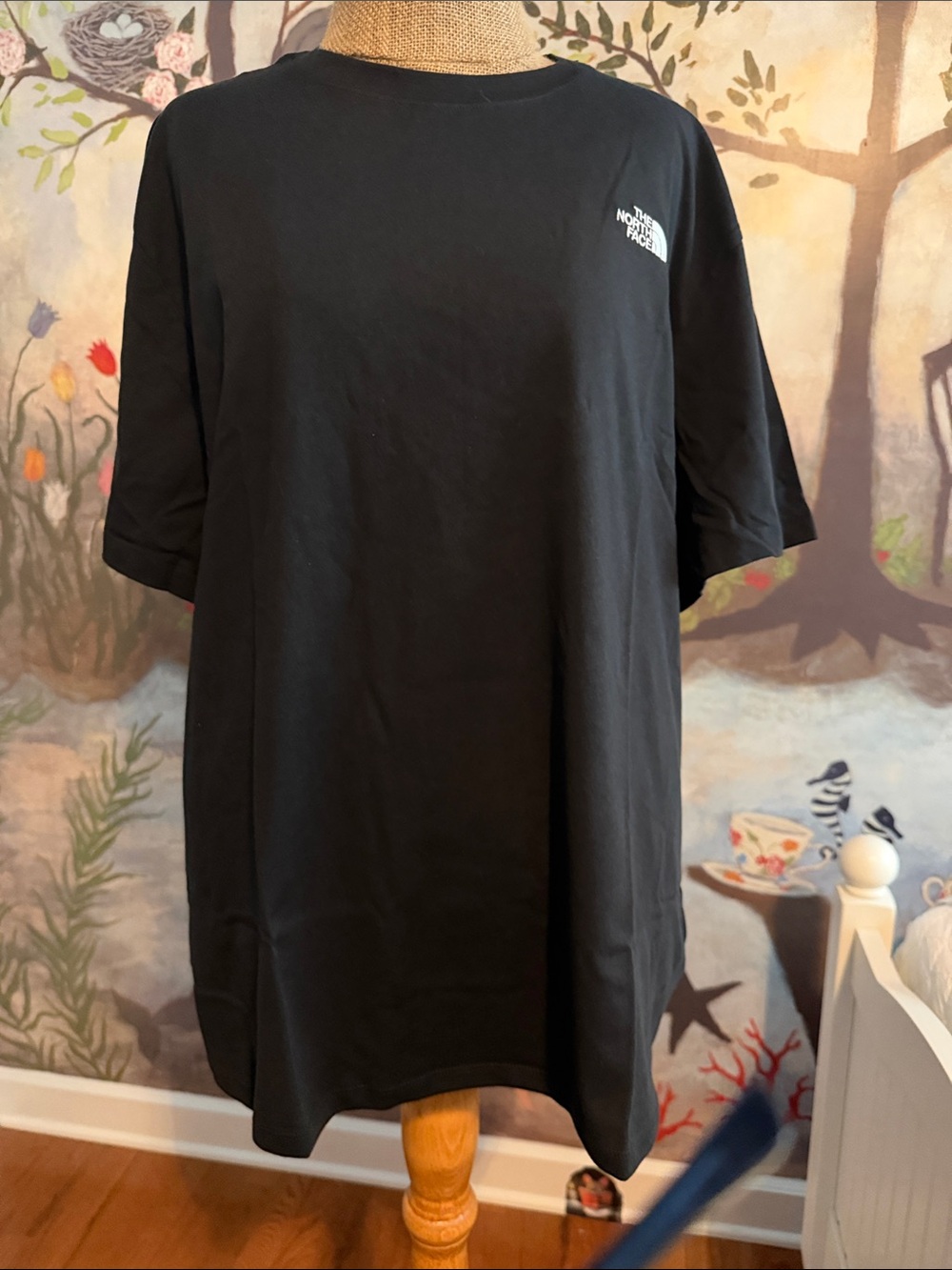 The North Face Black Crew Neck Short Sleeve Tee women’s size XXL